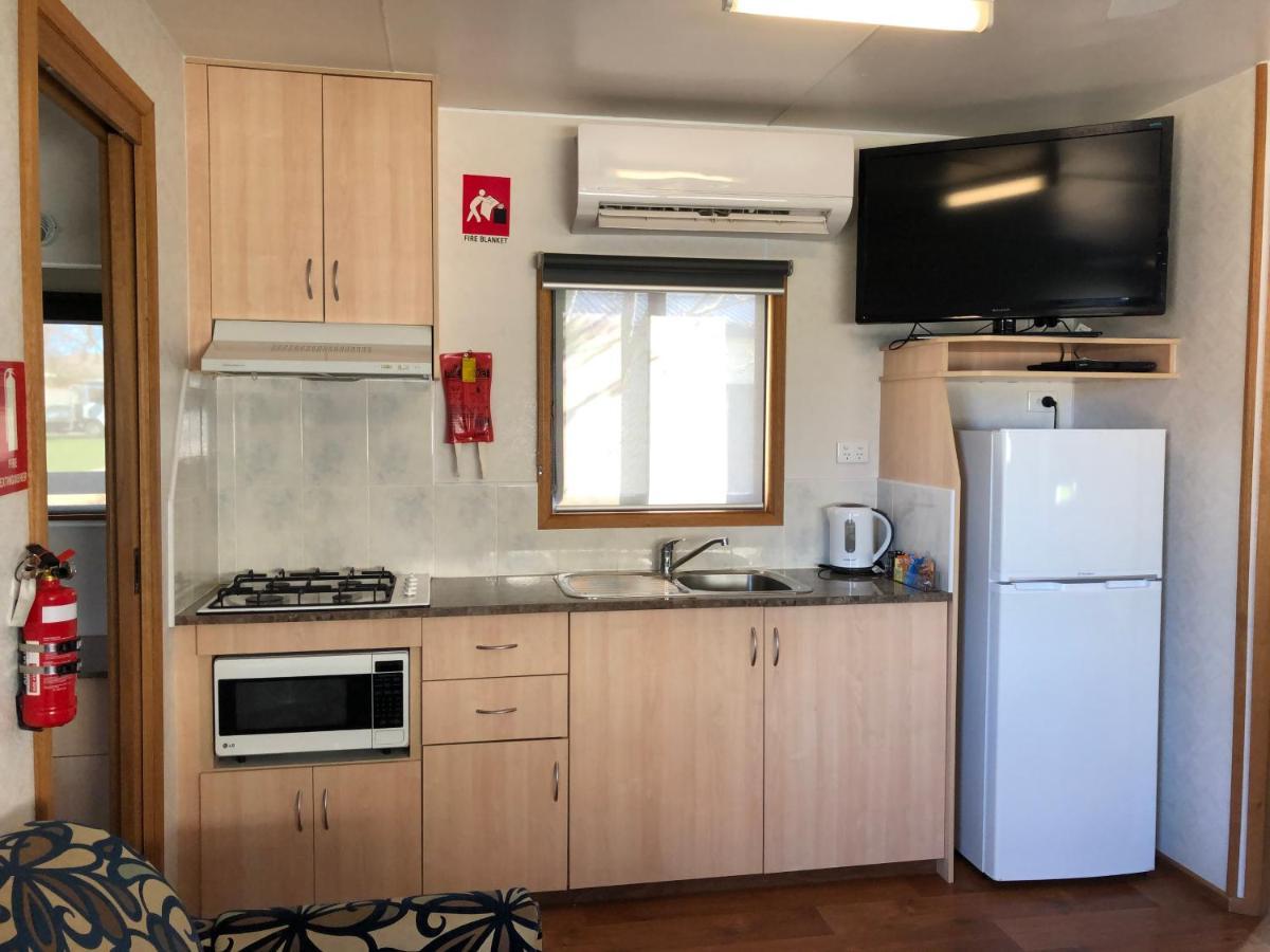 אראראט Acacia Caravan Park & Holiday Units מראה חיצוני תמונה