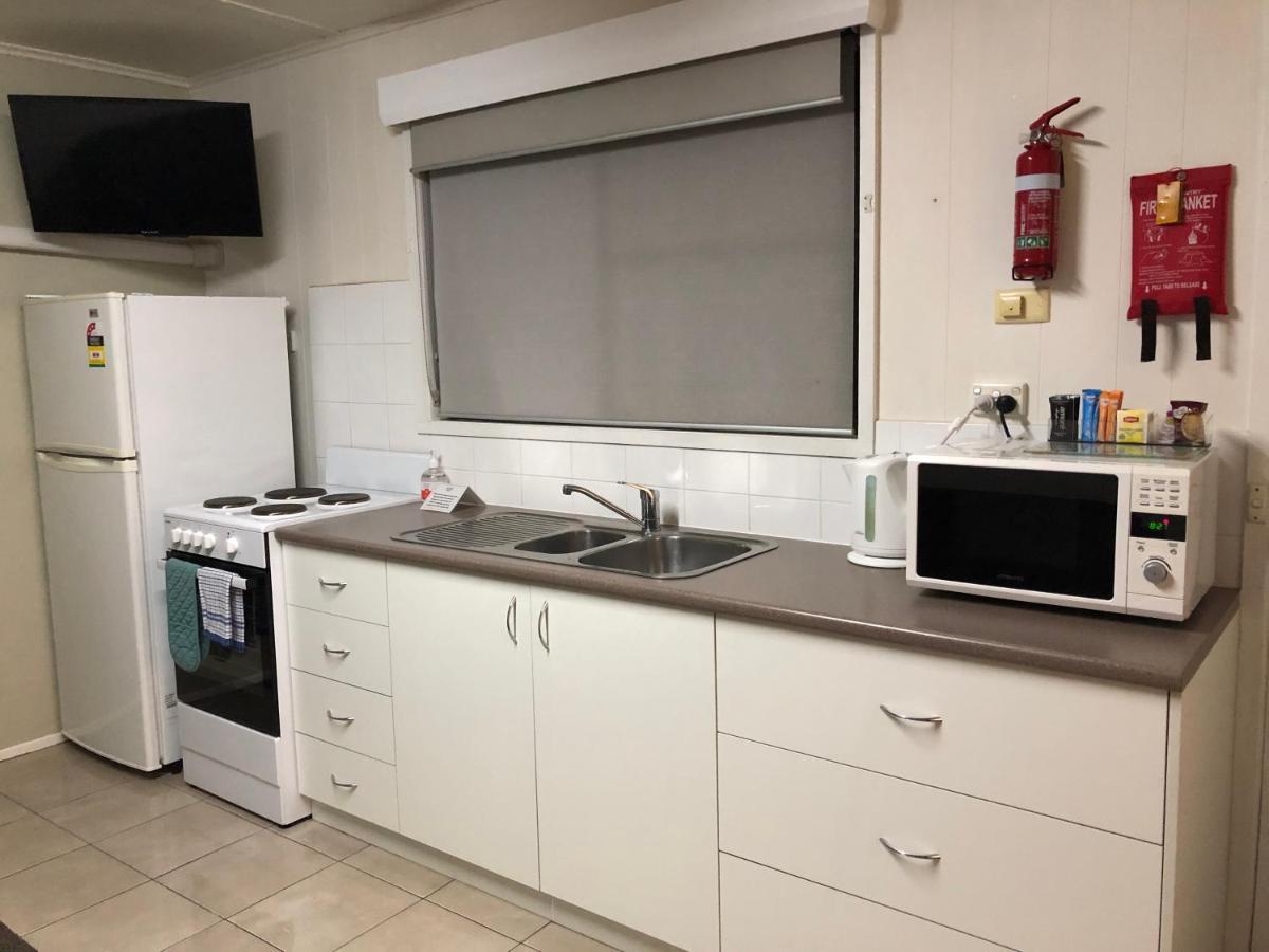 אראראט Acacia Caravan Park & Holiday Units מראה חיצוני תמונה