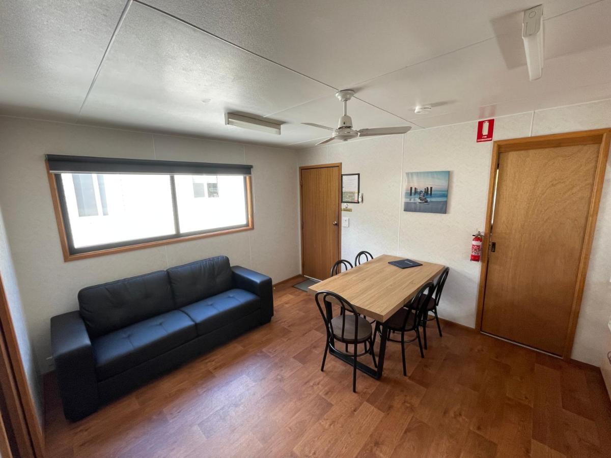 אראראט Acacia Caravan Park & Holiday Units מראה חיצוני תמונה