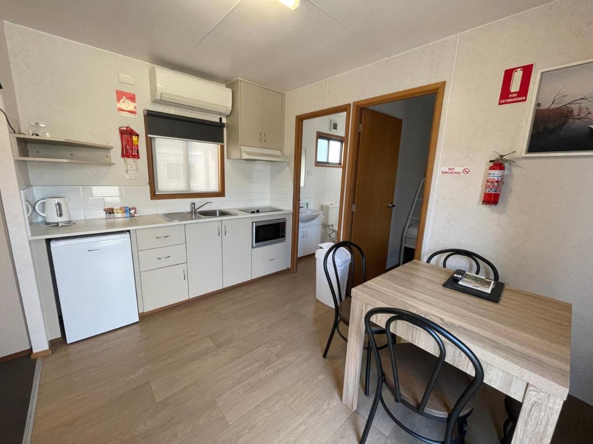 אראראט Acacia Caravan Park & Holiday Units מראה חיצוני תמונה