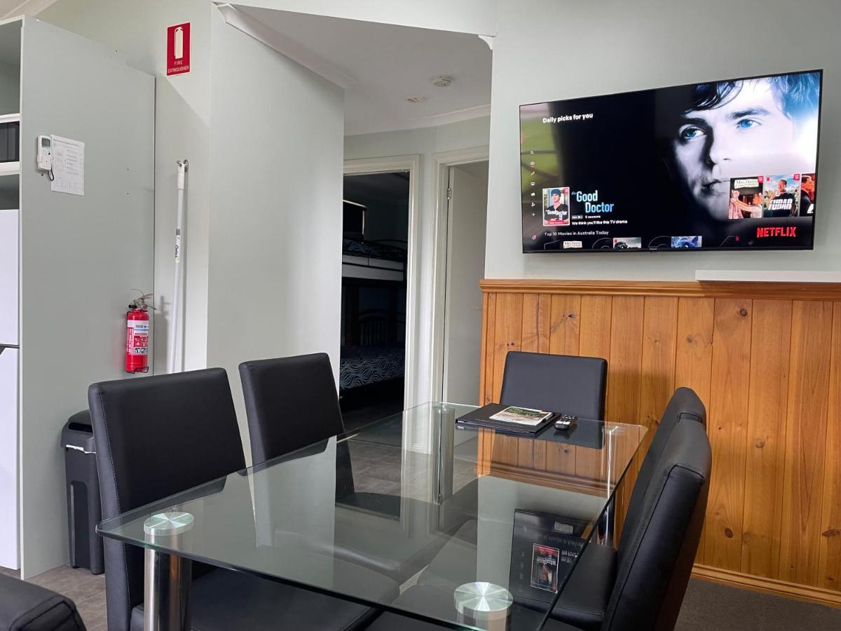 אראראט Acacia Caravan Park & Holiday Units מראה חיצוני תמונה
