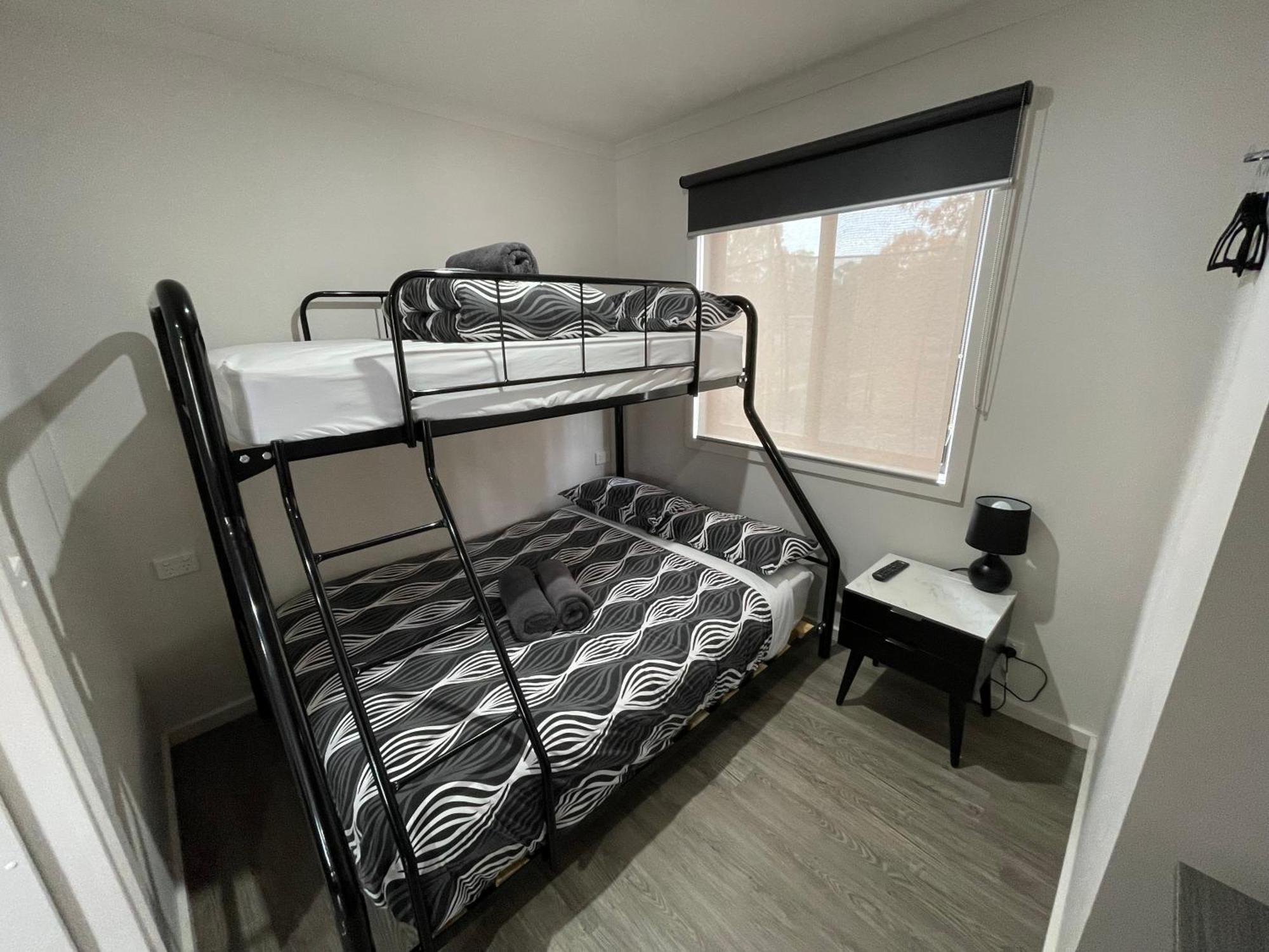 אראראט Acacia Caravan Park & Holiday Units מראה חיצוני תמונה