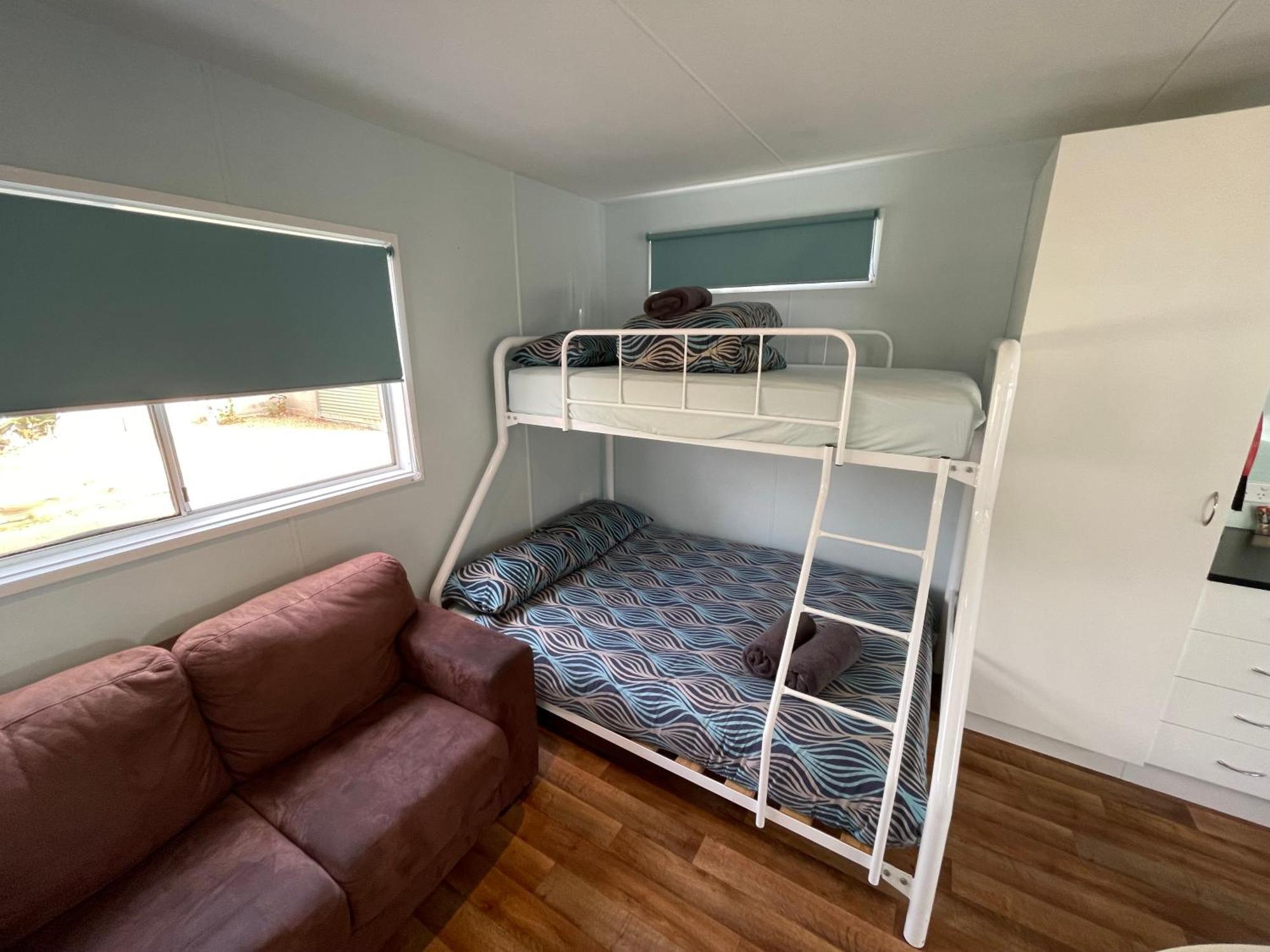 אראראט Acacia Caravan Park & Holiday Units מראה חיצוני תמונה