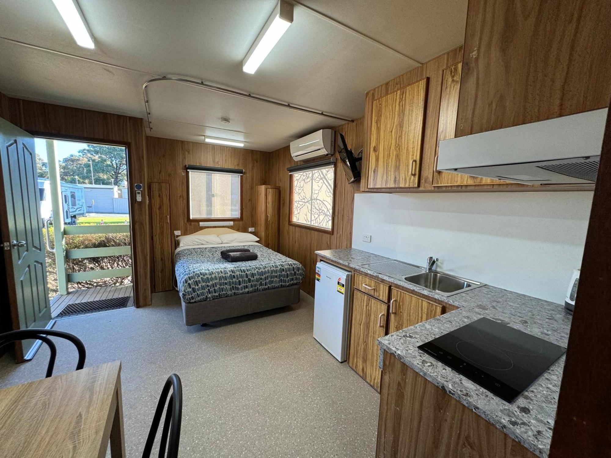 אראראט Acacia Caravan Park & Holiday Units מראה חיצוני תמונה