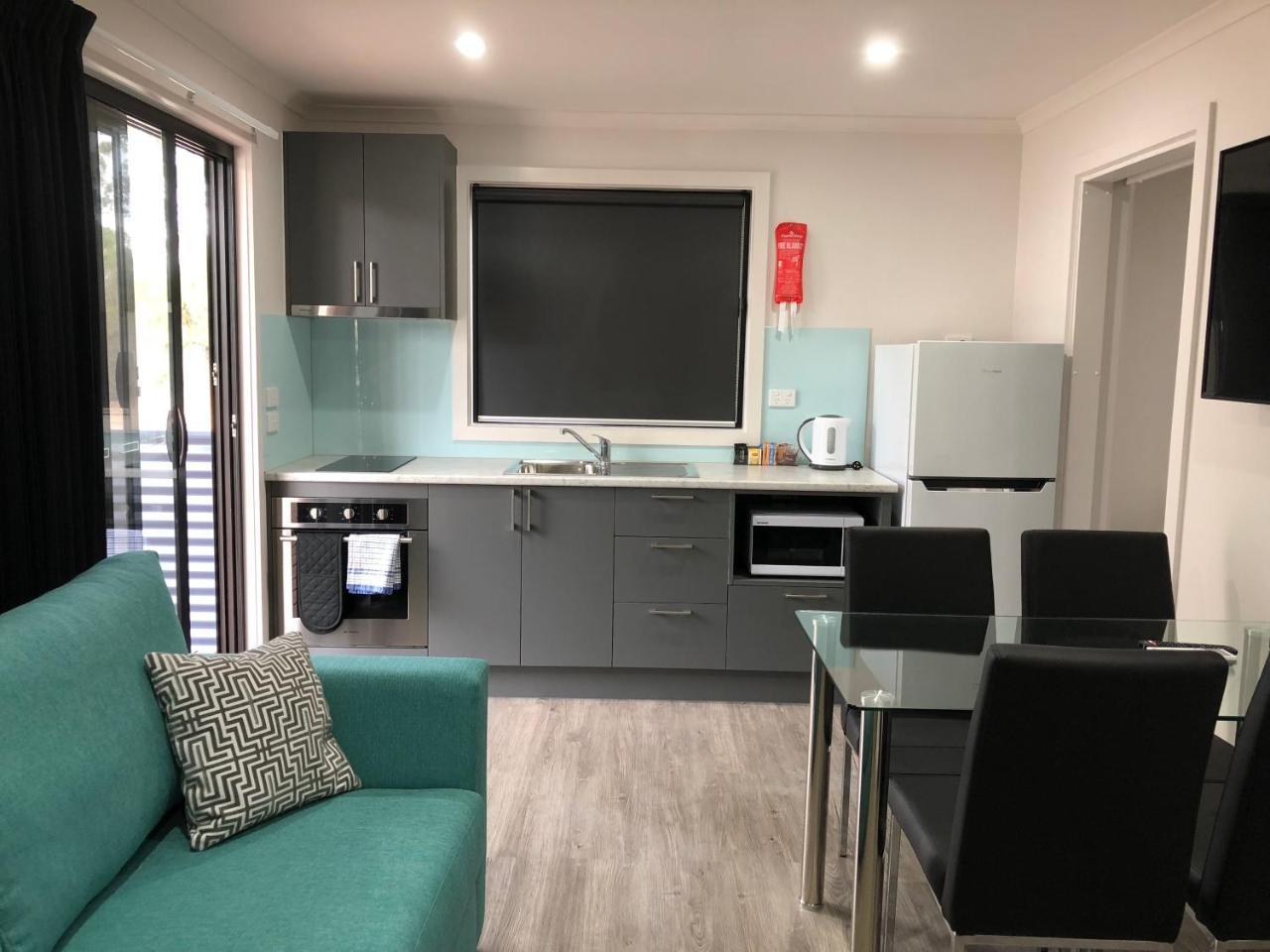 אראראט Acacia Caravan Park & Holiday Units מראה חיצוני תמונה