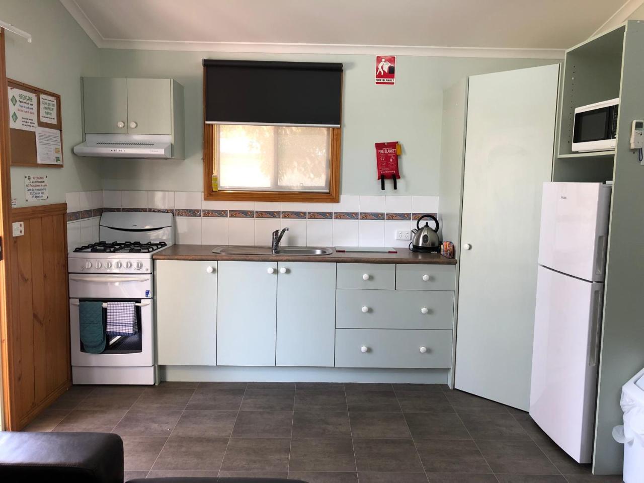 אראראט Acacia Caravan Park & Holiday Units מראה חיצוני תמונה